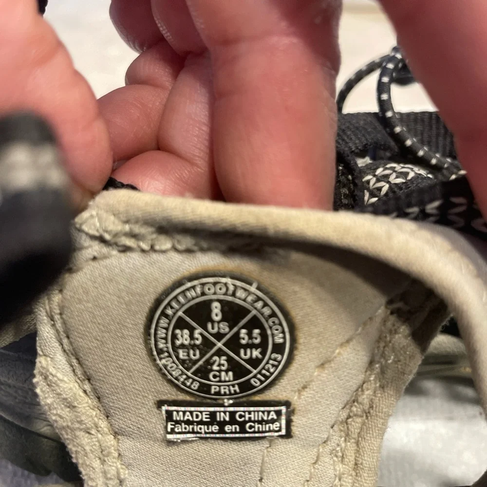 Keen‎ Black and Gray Women's Sandals